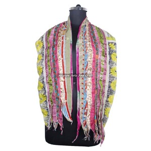 Écharpe vintage en soie à 10 bandes Patti pour filles SC014 – Stole tendance avec patchs de sari indien, écharpe réversible colorée - Product Image 5