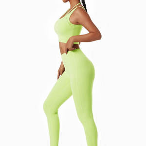 Ensemble de yoga pour femmes, 2 pièces, haut court vert lime, leggings taille haute longueur intégrale, dos nageur, sans couture, en spandex et polyester - Product Image 2