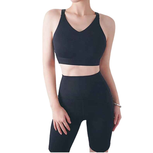 Ensemble de yoga unique pour femmes, 2 pièces, mode sportive, taille élastique, ensemble de yoga personnalisé en vente, ensemble de yoga fitness pour femmes - Product Image 1