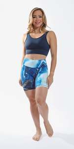 Shorts de sport pour femmes à taille basse, imprimé floral bleu, en tricot extensible, respirant, taille élastique, coupe régulière, séchage rapide, avec cordon de serrage - Product Image 4