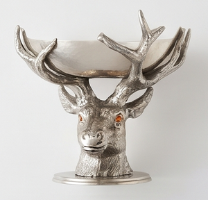 Elegante Cuenco Decorativo de Metal con Cabeza de Ciervo, Diseño Vintage Pulido, Hecho a Mano, Ideal para Regalo, Centro de Mesa con Estilo - Product Image 4