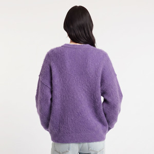 Pull en mohair tricoté pour femme, tricot doux de qualité supérieure, coupe ample, manches longues, pull d'hiver décontracté et chaud, fournisseur OEM ODM personnalisé - Product Image 2
