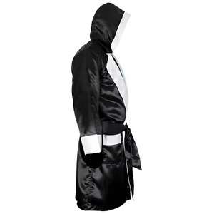 Robes de boxe personnalisées avec logo du fabricant de vêtements, vêtements d'entraînement sur mesure avec logo unique - Product Image 4