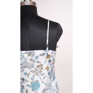 Robe moulante mi-longue pour femme, magnifique, écologique, tricotée, 100% coton pur, à motifs floraux, imprimée numériquement, style moderne vintage - Product Image 2