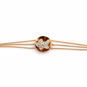 Bracelet multi-brins en or 18 carats avec breloque florale en cristal pour femme, élégant, réglable, idéal pour mariage, fête ou usage quotidien - Product Image 3