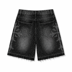 Nouveaux shorts en jean pour hommes à strass, style Y2K streetwear, baggy, hip-hop, imprimé croisé, noirs, avec chaîne amovible - Product Image 3