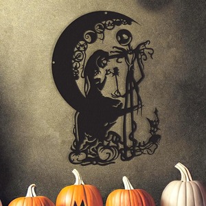 Decoración de pared artística de metal negro con temática de Halloween, elegante y colgante, ideal para puertas, paredes y decoración festiva y espeluznante del hogar. - Product Image 6