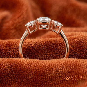 Bague à trois pierres en moissanite pour femme, or rose, bijoux de fiançailles, de mariage, d'anniversaire, cadeau, style élégant, style tendance au quotidien - Product Image 3