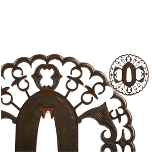 Tsuba Sukashi en cuivre de la période Edo japonaise, garde d'épée rond, non marqué - Product Image 1