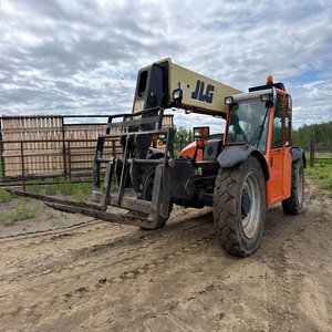 2015 G6-42A Telehandler Only 2631 Hours Enclosed Cab High Performance Lifting Machine - Product Image 1