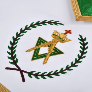 Delantal Masónico Sovereign Master Allied con Grados, Cinta Verde, Ribete Dorado y Flecos, Regalia Masónica, Vestimenta Ceremonial para Logia - Product Image 6