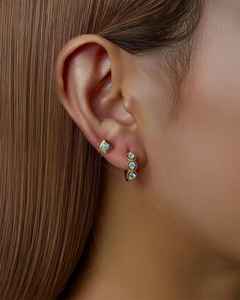 Boucles d'oreilles clous carrées en moissanite, plaquées or avec argent 925, bijoux solitaires raffinés pour fiançailles, cadeau pour femme - Product Image 4