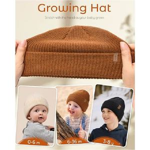 Bonnet en tricot côtelé épais avec patch en cuir et logo personnalisé, chaud pour l'hiver, unisexe, à revers, style slouchy, pour le ski, vente en gros - Product Image 2