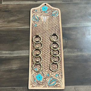 Porte-écharpe en cuir de vachette façonné à la main avec anneaux métalliques, motif floral, support pour chiffon, design durable pour style cowboy et cowgirl - Product Image 4