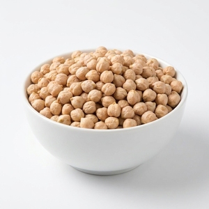 Garbanzos Premium de Color Blanco Brillante para Platos de Oriente Medio, Listos para Asar, Hervir, Germinar y Procesar en Forma de Comida - Product Image 1
