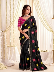 Sari de Seda Negro Bordado con Flores y Blusa Rosa para Mujer, Traje Tradicional Indio para Bodas - Product Image 3