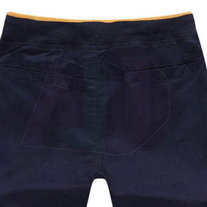 กางเกงขาสั้นลำลองผู้ชายสำหรับฤดูร้อน เอวกลาง สีพื้น เป็นมิตรกับสิ่งแวดล้อม แห้งเร็ว นุ่ม ระบายอากาศได้ดี ผ้าฝ้าย 100% ทรงหลวม น้ำหนักเบา - Product Image 6