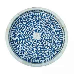 Plateaux de service et de rangement personnalisés faits à la main en résine et nacre, pour mariage, Ramadan, Eid, forme ronde, motif floral. - Product Image 3