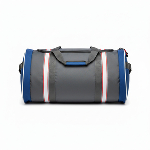 Bolsa deportiva de nailon duradero con cierre de cremallera resistente, ideal para transportar equipo deportivo, ropa de entrenamiento y accesorios. - Product Image 3