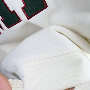 Sudadera de cuello redondo Micd Letter, ajuste regular, de algodón tejido, unisex, informal, para otoño, blanca, con estampado frontal, de tejido grueso. - Product Image 4