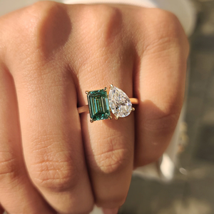 Anillo de Compromiso Moderno con Diamante Cultivado en Laboratorio de Corte Esmeralda y Pera de 3.12 CT, Claridad VVS, Diseño Toi Et Moi, Oro Sólido de 14K, Joyería para Mujer - Product Image 3
