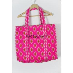 Bolsa de Compras de Algodón Vintage Hecha a Mano en India con Estampado Serigrafiado para Mujer, Bolsa de Hombro con Diseño Acolchado de Rajasthan - Product Image 1