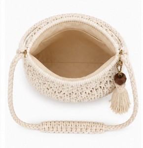 Bolso de hombro de macramé de algodón para mujer, hecho en India, ideal para compras, vacaciones y uso casual, en venta. - Product Image 2