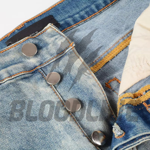 Jeans de Mezclilla para Hombre BLOODLINE, Corte Slim Fit, Pierna Recta, Color Azul Claro, Estilo Casual, Cintura Media, Algodón, Estilo Otoñal - Product Image 3