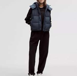 Gilet matelassé court pour femme avec capuche et taille ajustable, personnalisable avec votre logo, pour l'hiver, sans manches, isolant, style bulle - Product Image 6