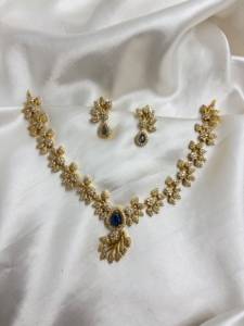 High Quality Gold Plated Latest Designed Star Design Classic Wedding Necklace and Earring <b>Set</b> for Women Alloy Zinc Material - Product Image 1