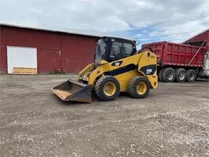 Top Quality Caterpillar CAT246 Mini Skid Steer Loader 3 Ton Operating Weight 0.35m³ Bucket Capacity Mini Loader <b>Machine</b> - Product Image 2