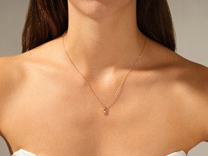 Collar con Colgante de Diamante Cultivado en Laboratorio, Corte Brillante Redondo, Color Amarillo Dorado, de Lujo - Product Image 1