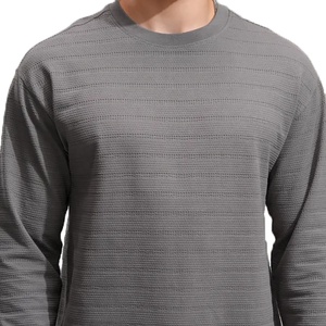 Sweatshirts d'hiver en polaire unie personnalisés en gros coupe régulière poids lourd 100% coton manches longues pull à col rond - Product Image 4