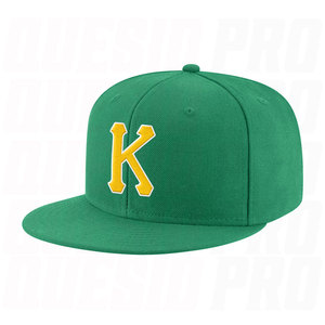Gorra de Béisbol Personalizada con Cierre Ajustable, Color Verde Kelly, Dorado y Blanco, con Logotipo Bordado Premium - Product Image 1