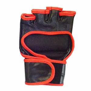 Guantes de Boxeo Profesionales OEM para Hombre, Hechos en Pakistán, de Cuero, con Medio Dedo, Transpirables, con Cierre de Cordones - Product Image 3