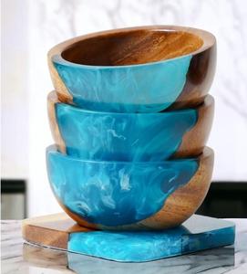 Tazón para Servir Ensaladas Hecho a Mano con Madera de Acacia y Resina Epoxi, Ecológico, Libre de BPA, con Acabado Barnizado Vintage - Product Image 1