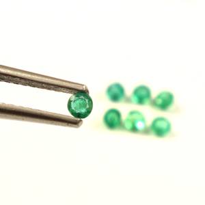 Lote al por mayor de esmeraldas naturales de Zambia de 6x6 mm, calidad AAA++, talladas y facetadas, calibradas, sueltas, para fabricación de joyas, certificadas por terceros. - Product Image 3