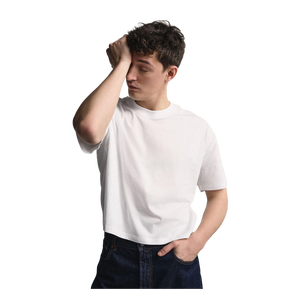 เสื้อยืดคอกลมแขนสั้นสีขาวสำหรับผู้ชาย ผ้าฝ้าย 100% ทรงปกติ สวมใส่สบาย สีพื้น ผ้าเจอร์ซีย์ถัก - Product Image 4