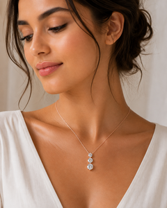 Collier pendentif rond en or rose plaqué pour femmes, classique, avec trois pierres, diamant naturel, pendentif de fiançailles pour femmes - Product Image 2