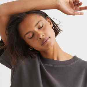 Camisetas de Mujer al por Mayor, Camisetas de Algodón y Poliéster de Alta Moda para Mujer, Camisetas Personalizadas de Marca al por Mayor - Product Image 4