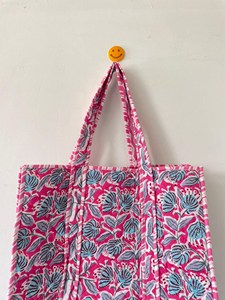 Bolso tote indio con estampado floral hecho a mano, estilo bohemio, rosa y azul, acolchado, de algodón, para uso diario, bolso de mano para uso casual. - Product Image 5