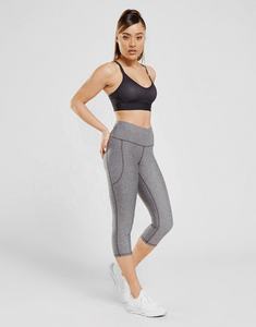 Ensemble de yoga pour femmes grandes tailles, design élégant, léger et respirant, avec soutien-gorge de sport et leggings pour l'entraînement - Product Image 1