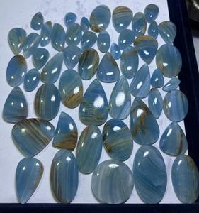 Lot en gros de cabochons de calcite bleue naturelle de qualité, pierres précieuses de taille libre pour la fabrication de bijoux fins - Product Image 1