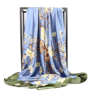 Özel krem saten eşarp 90cm binicilik at zinciri ve püskül baskı, toptan moda aksesuarları - Product Image 5