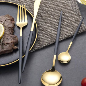 Cubiertos Ejecutivos de Oro para Comedor, Gama Premium para Catering y Banquetes, Suministro al por Mayor para Exportación - Product Image 1