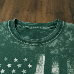 T-shirt graphique personnalisé sur mesure, coupe vintage, épaules tombantes, style crop et oversize - Product Image 3