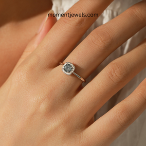 Anillo Halo de Moissanita Color Gris D, Plata de Ley 925, Engaste de Garras, Certificado por Terceros, Moderno, para Compromiso y Boda, para Mujer - Product Image 2