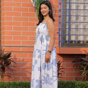 Robe bohème en coton pour femmes, imprimé floral tendance, longueur genoux, tenue d'été, robe de mariage et de soirée personnalisée pour femmes, mode féminine - Product Image 1