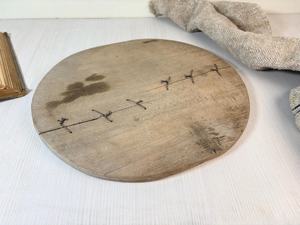 Planche à découper ronde en bois rustique vintage, style ferme primitif, en bois massif, pour la décoration intérieure, la présentation culinaire et les cadeaux - Product Image 2