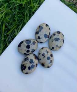 Cabochon ovale en jaspe dalmatien naturel, pierre à dos plat de haute qualité, polie, pour la fabrication de bijoux, vente en gros - Product Image 3
